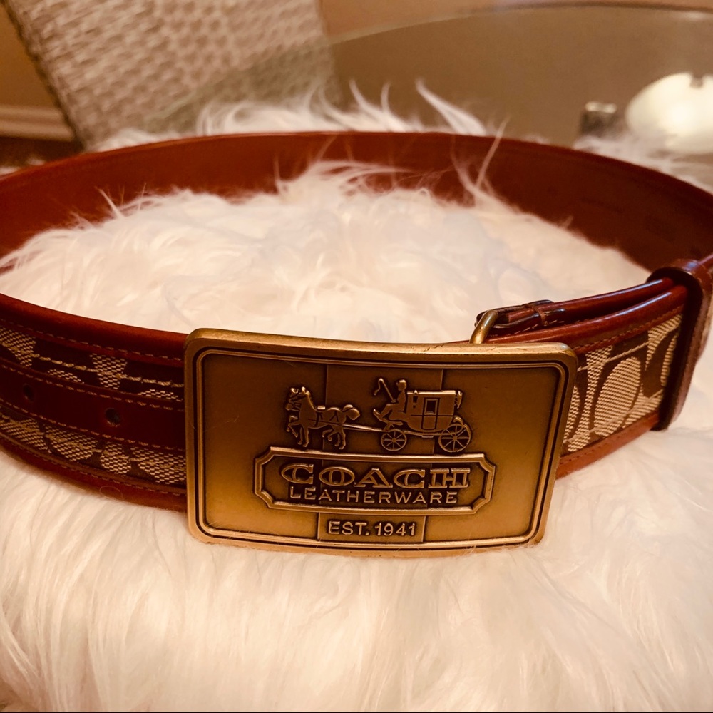 Coach “cowboy” Belt buckle. Perfect condition.